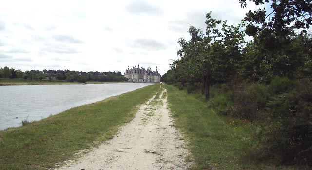 02613011 CDG Chambord.JPG (45718 bytes)