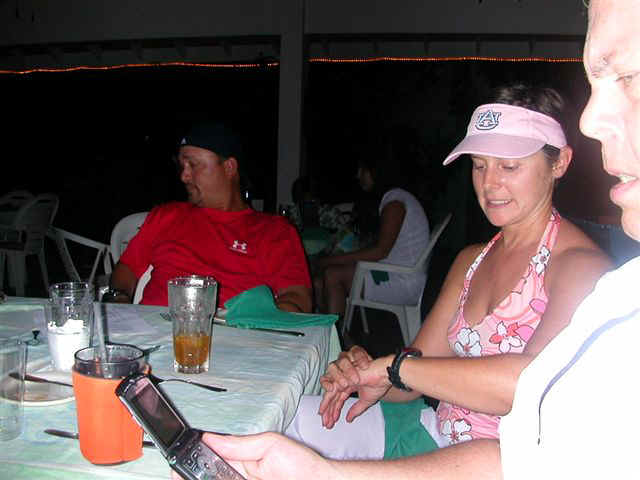 070803 (13) EIS Bobby Wendy Tony.JPG (52172 bytes)