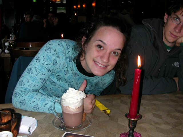 071121 (15) AMS Lauren Hot Chocolate.JPG (53758 bytes)